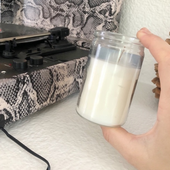 Holy Spearit | saint britney candle - Picture 2 of 2